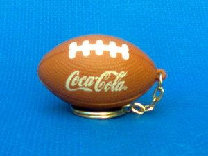 LLAVERO FOOT BALL AMERICANO COCA COLA